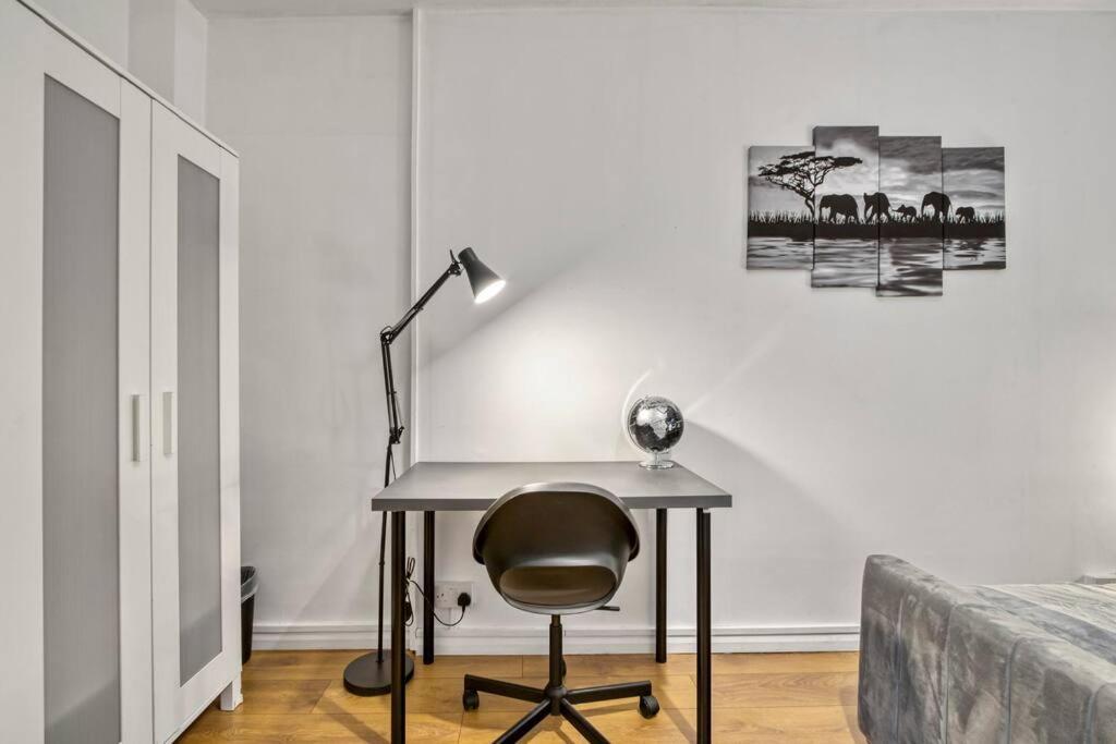 Apartamento Peaceful 2-Bed South Bank Londres Exterior foto
